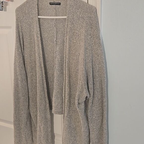 Brandy Melville Gray Open Front Cardigan - Picture 3 of 4